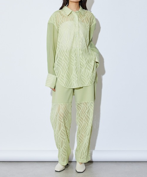 Lui's（ルイス）の「シアースリーブシャツ（シャツ/ブラウス・レディース・ブラック/グリーン・FREE）」の21枚目の写真