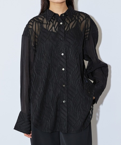 Lui's（ルイス）の「シアースリーブシャツ（シャツ/ブラウス・レディース・ブラック/グリーン・FREE）」の9枚目の写真