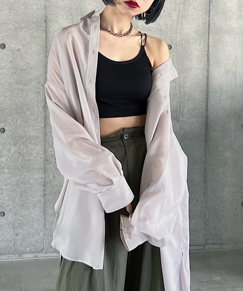 PAGEBOY(ページボーイ)の「シアトロルーズシャツ(シャツ/ブラウス・レディース・オフホワイト/ブラック/グレイッシュベージュ/グリーン・FREE)」の4枚目の写真