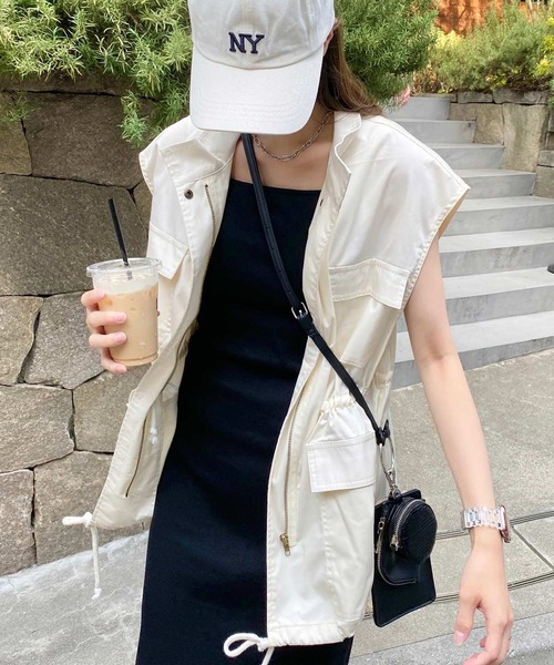 INGNI（イング）の「ミリタリーベスト（ミリタリージャケット・レディース・ブラック/カーキ/アイボリー・M）」の2枚目の写真