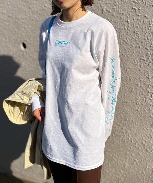 mi via loca（ミヴィアロカ）の「GILDAN 袖ロゴプリントロングスリーブTシャツ 【MVL003 ※2A】（Tシャツ/カットソー・レディース・ブラック/ホワイト×ブラック/ホワイト系その他/ベージュ・MEDIUM/X-LARGE）」の14枚目の写真