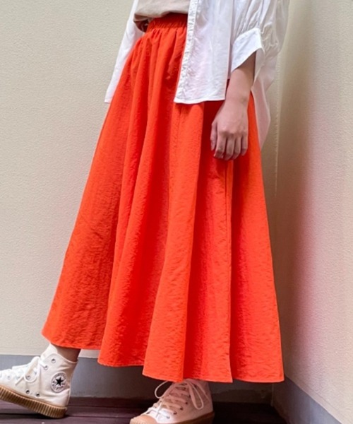 ｔｏｌｅｎｅ（トレネ）の「たっぷりフレアスカート（スカート・レディース・ブルー/ブラック/グリーン/オレンジ・FREE）」の4枚目の写真