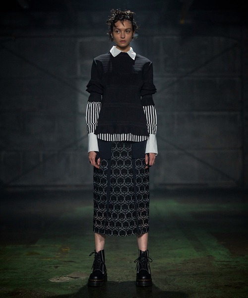 mintdesigns（ミントデザインズ）の「WALL PAPER SKIRT / ウォールペーパースカート（スカート・レディース・グレー/ブラック・2）」の12枚目の写真