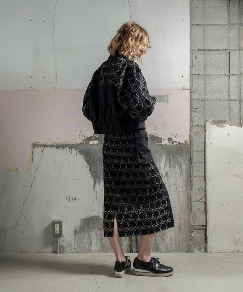 mintdesigns（ミントデザインズ）の「WALL PAPER SKIRT / ウォールペーパースカート（スカート・レディース・グレー/ブラック・2）」の15枚目の写真