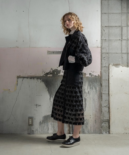 mintdesigns（ミントデザインズ）の「WALL PAPER SKIRT / ウォールペーパースカート（スカート・レディース・グレー/ブラック・2）」の17枚目の写真