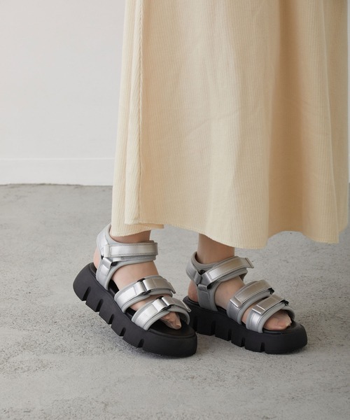 179/WG(イチナナキュウダブルジー)の「レースアップカットソーワンピース(ワンピース・レディース・オフホワイト/ブルー/ブラック・MEDIUM)」の4枚目の写真