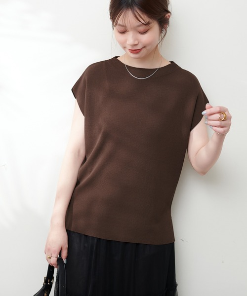 natural couture(ナチュラルクチュール)の「UV&接触冷感ゆるノースリニット(キャミソール・レディース・オフホワイト/ブラック/その他1/ブラウン/ピンク/グリーン・FREE)」の4枚目の写真