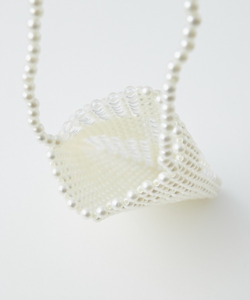 PAPILLONNER（パピヨネ）の「ミックスビーズショルダー（ショルダーバッグ・レディース・ホワイト・FREE）」の3枚目の写真