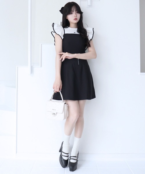 TITTY&CO.(ティティーアンドコー)の「【TITTY&CO.】台形ミニジャンパースカート(ジャンパースカート・レディース・アイボリー/ブラック・FREE)」の4枚目の写真