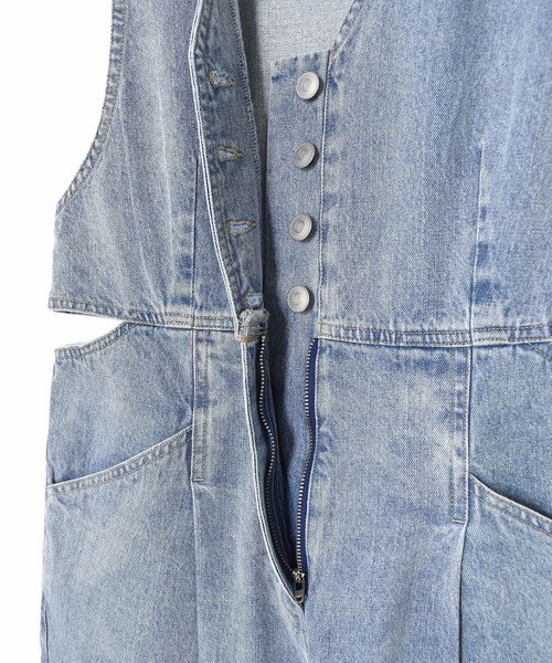 w closet（ダブルクローゼット）の「インディゴデニムオールインワン（つなぎ/オールインワン・レディース・サックスブルー・FREE）」の13枚目の写真