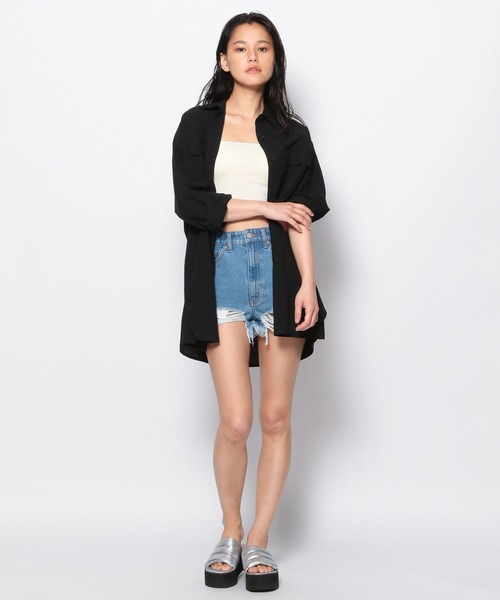 FOREVER 21（フォーエバー トゥエンティーワン）の「【全人類シャツ】ダブルポケットカラーコットンシャツ（シャツ/ブラウス・レディース・ボルドー/グリーン/ブラック/カーキ/シルバー・SMALL/MEDIUM）」の7枚目の写真