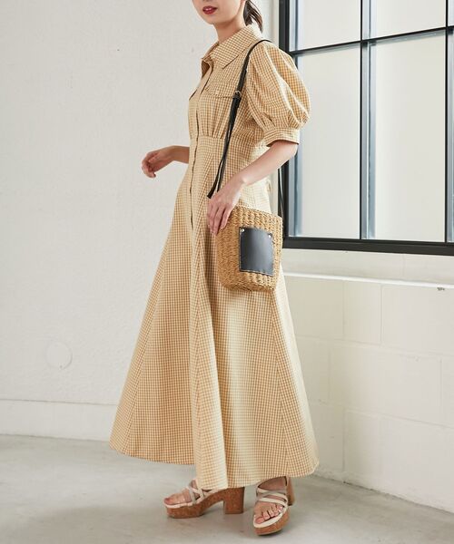 MAJESTIC LEGON（マジェスティックレゴン）の「【WEB限定XSサイズあり】バックレースアップシャツワンピース（シャツワンピース・レディース・アイボリー/ブラック系その他/ベージュ系その他2/ベージュ/ブラック/ブラック系その他2/ブルー系その他4・SMALL/MEDIUM/X-SMALL）」の6枚目の写真