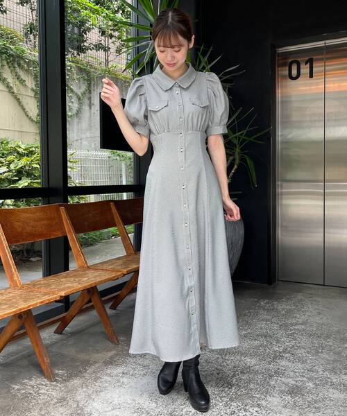 MAJESTIC LEGON（マジェスティックレゴン）の「【WEB限定XSサイズあり】バックレースアップシャツワンピース（シャツワンピース・レディース・アイボリー/ブラック系その他/ベージュ系その他2/ベージュ/ブラック/ブラック系その他2/ブルー系その他4・SMALL/MEDIUM/X-SMALL）」の19枚目の写真