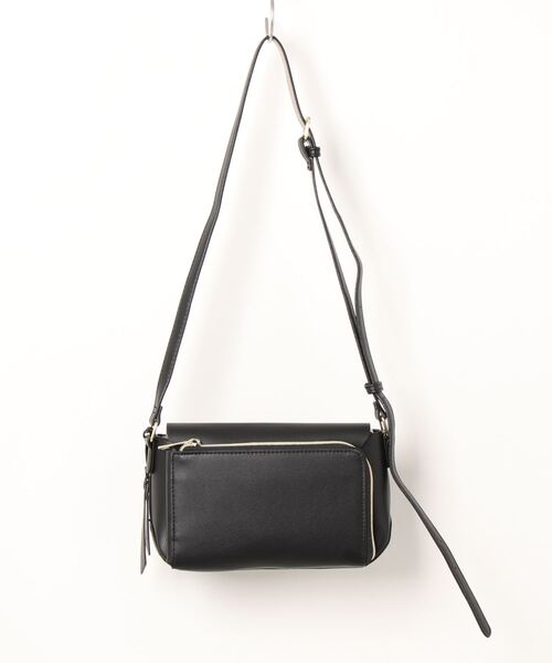 and it_（アンドイット）の「Legato Largo かるいかばんsoft お財布ショルダー（ショルダーバッグ・レディース・ブラック/アイボリー/ブルーグレー/グレイッシュベージュ/オリーブ・FREE）」の6枚目の写真