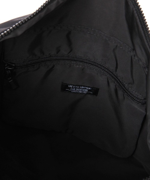 BAYFLOW（ベイフロー）の「ダブルフェイスビッグショルダーバッグ（ショルダーバッグ・メンズ・ブラック/グレー・FREE）」の21枚目の写真