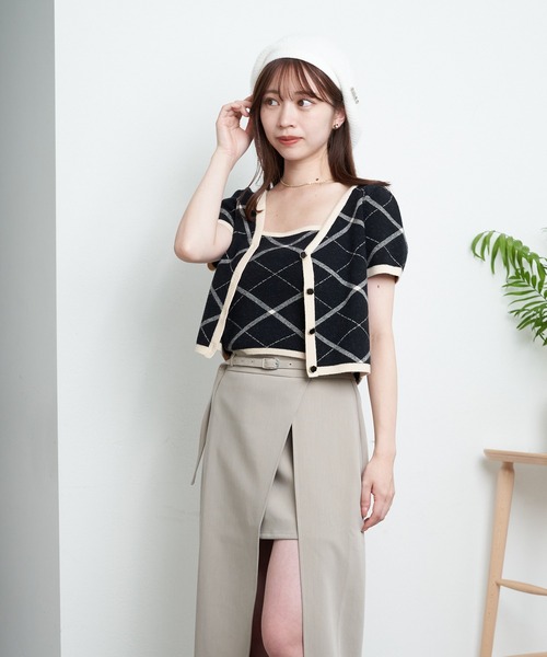 Chico(チコ)の「ピンバッチ付ファーベレー帽(ハンチング/ベレー帽・レディース・ブラック/アイボリー/グレー・FREE)」の22枚目の写真