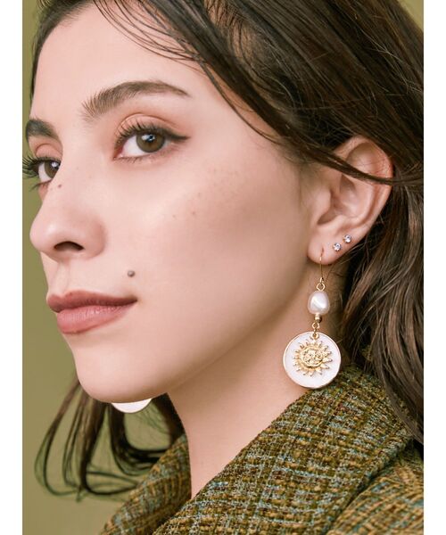 EVRIS（エヴリス）の「SUNNY MOTIF STONE ピアス（ピアス（両耳用）・レディース・シルバー/ゴールド・FREE）」の3枚目の写真