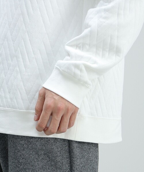 BEAMS HEART(ビームスハート)の「ジオメトリック キルト クルーネック スウェット(スウェット・メンズ・ベージュ/ホワイト/ブラック・LARGE/MEDIUM/SMALL)」の11枚目の写真