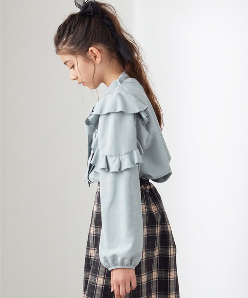 Amourire girl（アムリールガール）の「フリルデザイン ボウタイブラウス(130cm～150cm)（シャツ/ブラウス・キッズ・オフホワイト/サックスブルー・150cm/130cm/140cm）」の3枚目の写真