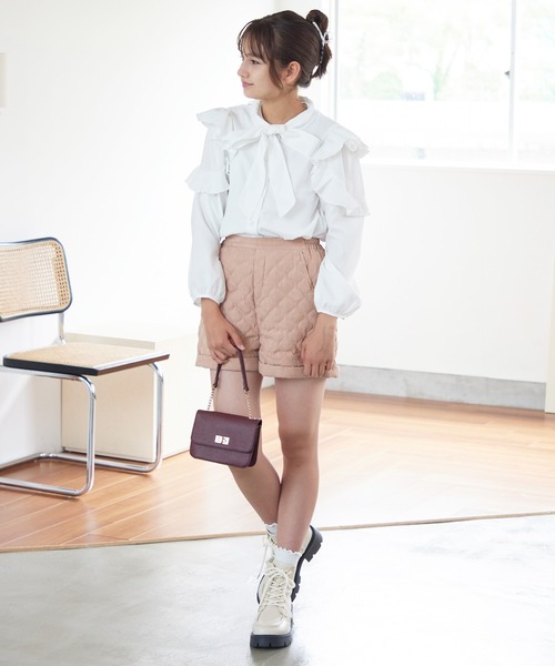 Amourire girl（アムリールガール）の「フリルデザイン ボウタイブラウス(130cm～150cm)（シャツ/ブラウス・キッズ・オフホワイト/サックスブルー・150cm/130cm/140cm）」の7枚目の写真