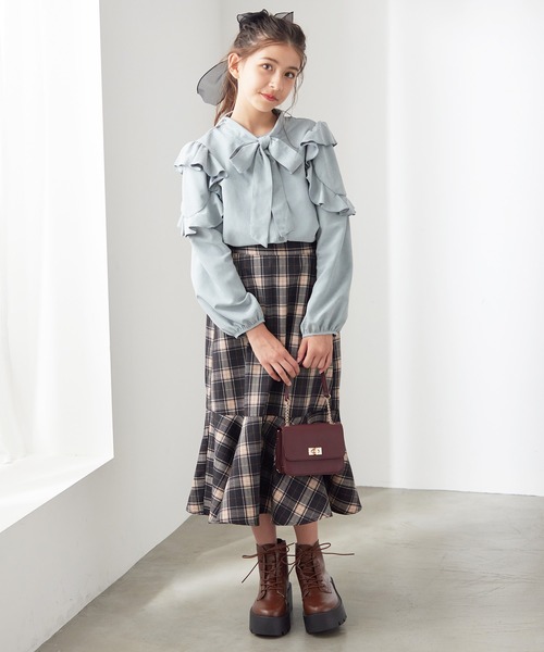 Amourire girl（アムリールガール）の「フリルデザイン ボウタイブラウス(130cm～150cm)（シャツ/ブラウス・キッズ・オフホワイト/サックスブルー・150cm/130cm/140cm）」の16枚目の写真