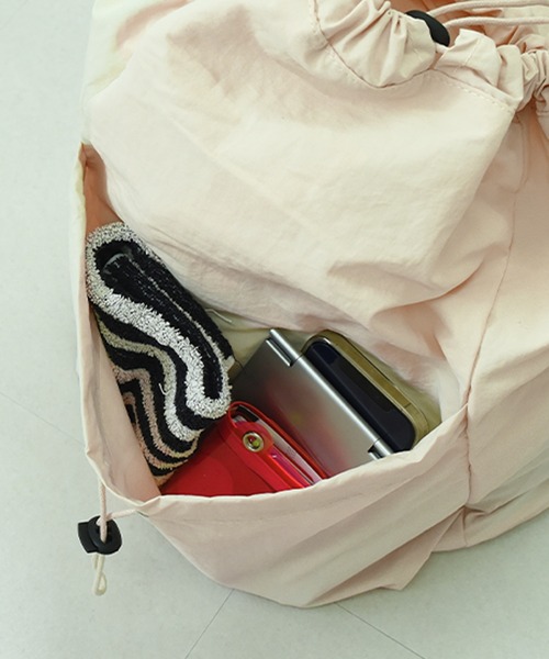 DAY CLOSET（デイ クローゼット）の「A4収納スリングワンショルダーバッグ（ショルダーバッグ・レディース・ベージュ/ブラック/アイボリー/カーキ・ONE SIZE）」の18枚目の写真