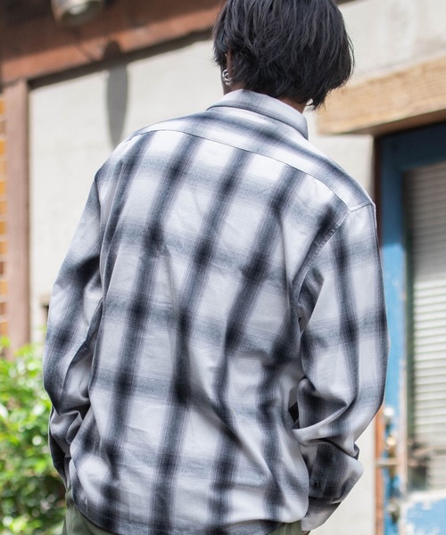 SILVER BULLET(シルバーバレット)の「『CavariA/キャバリア』オンブレ長袖ネルシャツ(シャツ/ブラウス・メンズ・ホワイト/ネイビー/ブラック・M/L)」の6枚目の写真