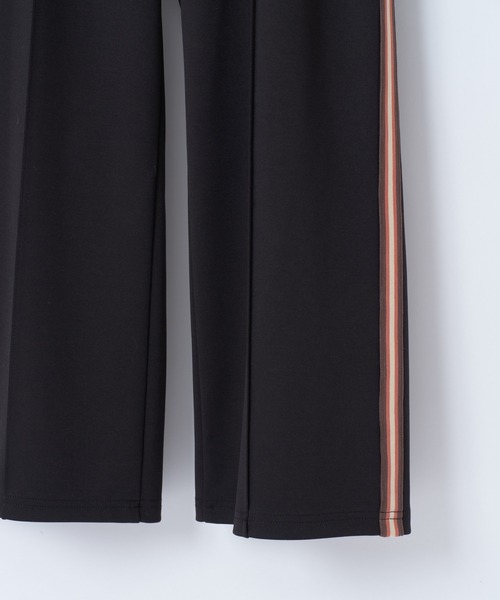 WHIMSIC（ウィムジック）の「【UNISEX/新色追加】サイドライントラックパンツ（その他パンツ・メンズ・ベージュ/ネイビー/ブラウン/ブラック/ブルー/レッド・FREE）」の19枚目の写真