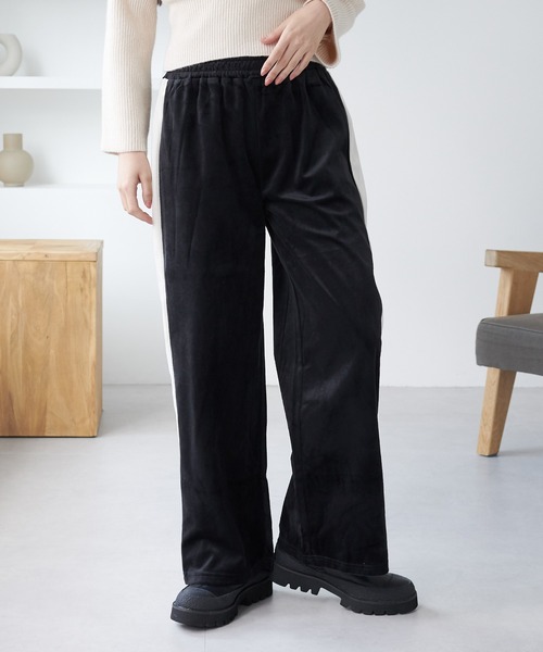 ECRIRE（エクリール）の「ベロアサイドラインパンツ（その他パンツ・レディース・ブラック/ベージュ/グレー・M）」の6枚目の写真