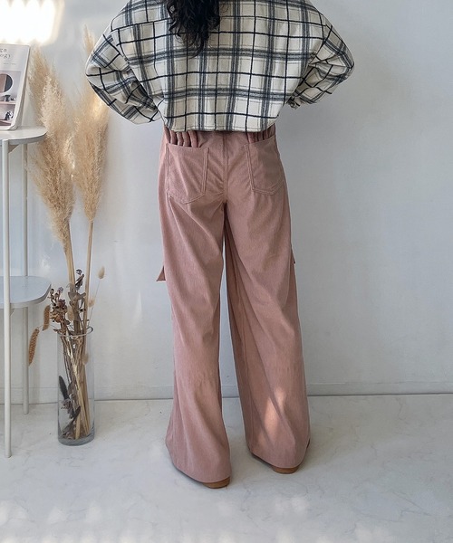 AS KNOW AS plus（アズノゥアズプラス）の「☆コールワイドカーゴパンツ（カーゴパンツ・レディース・アイボリー/ピンク/チャコールグレー・FREE）」の17枚目の写真