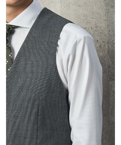 TRANS CONTINENTS（トランスコンチネンツ）の「TRANS CONTINENTS　セットアップベスト　無地調　ライトグレー（スーツベスト・メンズ・ライトグレー・L/S/M）」の7枚目の写真