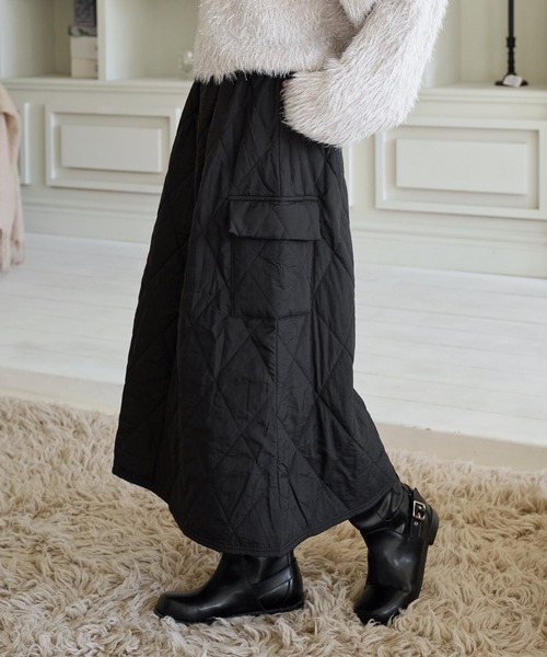 UNE MANSION(ユヌマンション)の「キルティング加工ゴープコアダウンフードベスト(ベスト・レディース・ブラック/ベージュ/ブラウン/カーキ・FREE)」の13枚目の写真