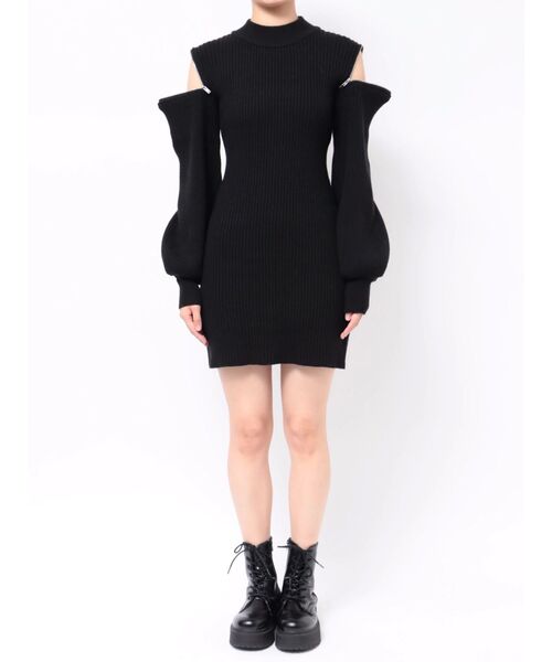 EMODA(エモダ)の「オープンショルダーミニワンピース(ワンピース・レディース・グレー/ブルー/ブラック/アイボリー・FREE)」の21枚目の写真