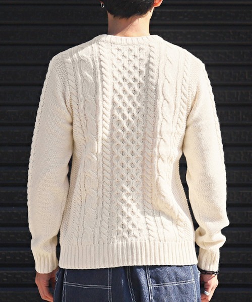 LUXSTYLE（ラグスタイル）の「アクリルケーブルニット（ニット/セーター・メンズ・アイボリー/ブラック・M/XL/L）」の3枚目の写真
