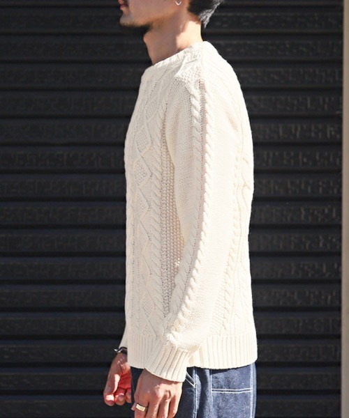 LUXSTYLE（ラグスタイル）の「アクリルケーブルニット（ニット/セーター・メンズ・アイボリー/ブラック・M/XL/L）」の4枚目の写真