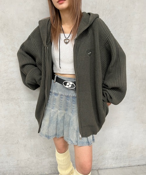 WHO'S WHO gallery(フーズフーギャラリー)の「【SLOPPY/スロッピー】片畦ハートワッペンフルジップパーカー(パーカー・レディース・チャコールグレー/グレー/ブラック・FREE)」の8枚目の写真