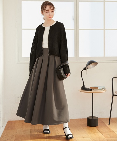 ANGIE(アンジー)の「ハイウエストタックフレアスカート(スカート・レディース・アイボリー/ブラック/カーキ/ダークグレー・FREE)」の1枚目の写真