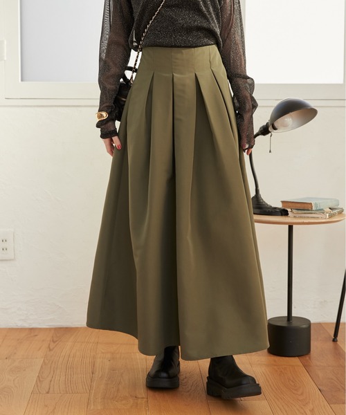 ANGIE(アンジー)の「ハイウエストタックフレアスカート(スカート・レディース・アイボリー/ブラック/カーキ/ダークグレー・FREE)」の16枚目の写真