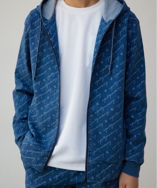 AZUL by moussy（アズールバイマウジー）の「AZUL総ロゴジップ