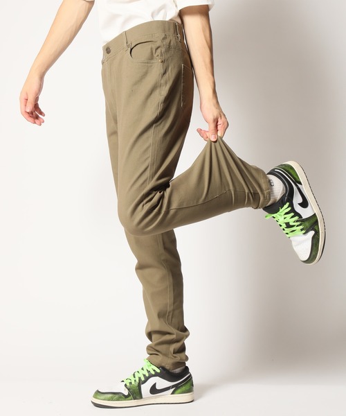 ARCADE（アーケード）の「快適な履き心地！感激ストレッチ超伸縮！ ストレッチ スキニーチノパンツ（チノパンツ・メンズ・ダークベージュ/チャコール/カーキ/ブラック・S/M/L/LL）」の4枚目の写真