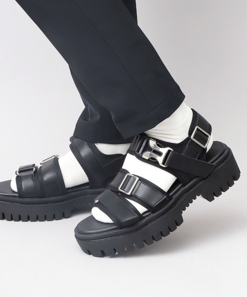 glabella（グラベラ）の「オリジナル厚底タンクソール メタルバックル 3連ベルト ストラップサンダル（サンダル・メンズ・ブラック・S/M/L）」の4枚目の写真