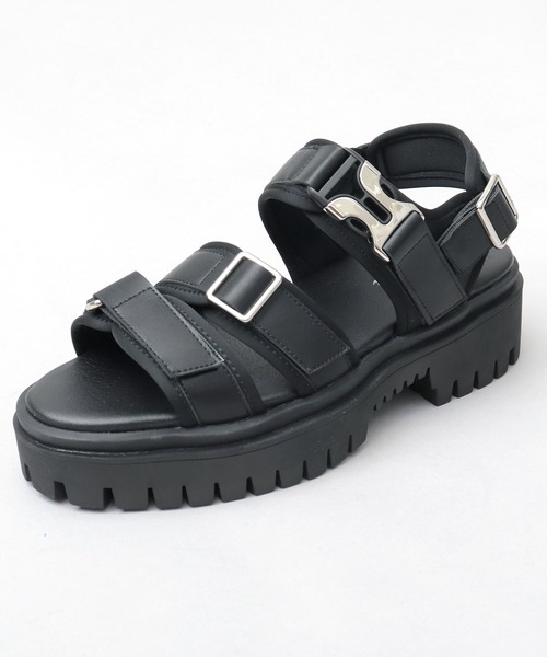 glabella（グラベラ）の「オリジナル厚底タンクソール メタルバックル 3連ベルト ストラップサンダル（サンダル・メンズ・ブラック・S/M/L）」の7枚目の写真