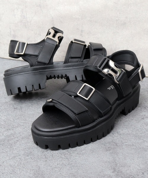 glabella（グラベラ）の「オリジナル厚底タンクソール メタルバックル 3連ベルト ストラップサンダル（サンダル・メンズ・ブラック・S/M/L）」の14枚目の写真