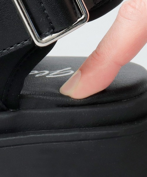 glabella（グラベラ）の「オリジナル厚底タンクソール メタルバックル 3連ベルト ストラップサンダル（サンダル・メンズ・ブラック・S/M/L）」の20枚目の写真