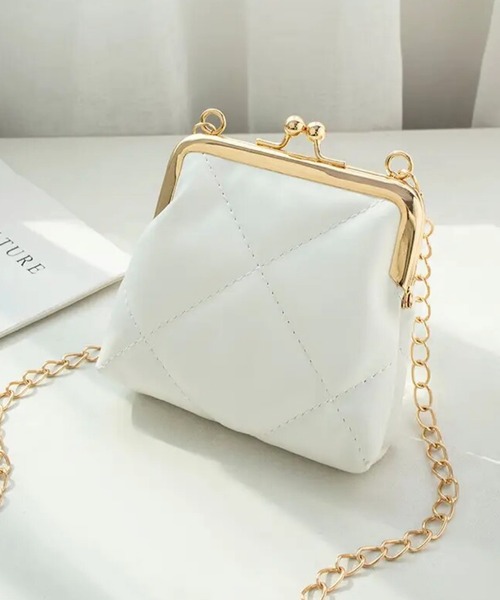 TONE SELECT GOODS（トーンセレクトグッズ）の「urbanfemine./がま口ミニショルダーバッグ U7211（ショルダーバッグ・レディース・ホワイト系2/ホワイト系1/グレー/ブラック系2/ピンク/グリーン/ブラック系1・FREE）」の3枚目の写真