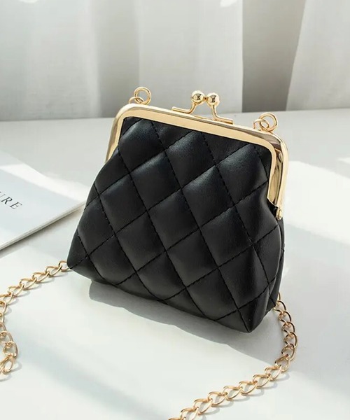 TONE SELECT GOODS（トーンセレクトグッズ）の「urbanfemine./がま口ミニショルダーバッグ U7211（ショルダーバッグ・レディース・ホワイト系2/ホワイト系1/グレー/ブラック系2/ピンク/グリーン/ブラック系1・FREE）」の4枚目の写真