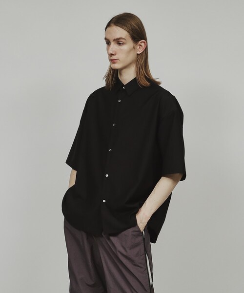 tk.TAKEO KIKUCHI(ティーケータケオキクチ)の「◆TR半袖シャツ(シャツ/ブラウス・メンズ・ブルー/ブラック系4/ホワイト系5/ベージュ/ホワイト/ブラック・03/02/04/01)」の4枚目の写真