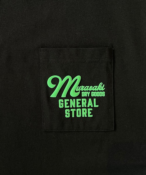 ムラサキスポーツ(ムラサキスポーツ)の「【ムラサキスポーツ限定】DEAR LAUREL/ディアローレル Tシャツ Graphic T-shirts "Murasaki Dry Goods General Store" D24S2101(Tシャツ/カットソー・メンズ・ホワイト/ブラック/グレー・M/L)」の9枚目の写真