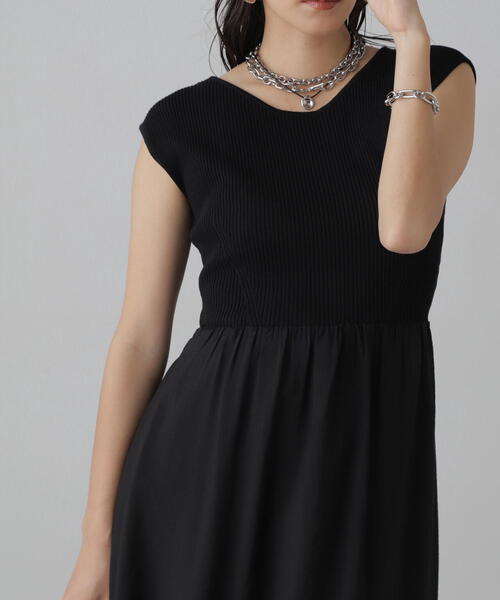 FREE'S MART（フリーズマート）の「ニットドッキングバックリボンワンピース（ワンピース・レディース・ホワイト/ブラック/ブルー・SMALL/MEDIUM）」の9枚目の写真