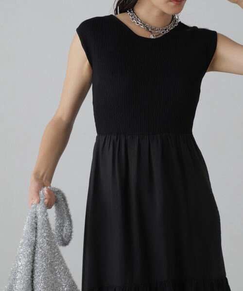 FREE'S MART（フリーズマート）の「ニットドッキングバックリボンワンピース（ワンピース・レディース・ホワイト/ブラック/ブルー・SMALL/MEDIUM）」の13枚目の写真